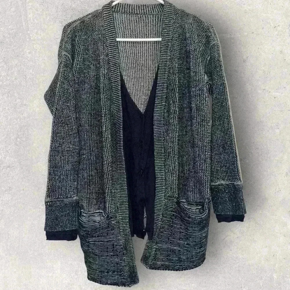 Lululemon cardigan size 6‎